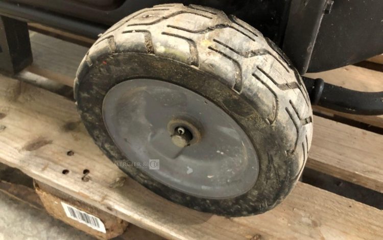 HONDA EU70IS  GRO010696