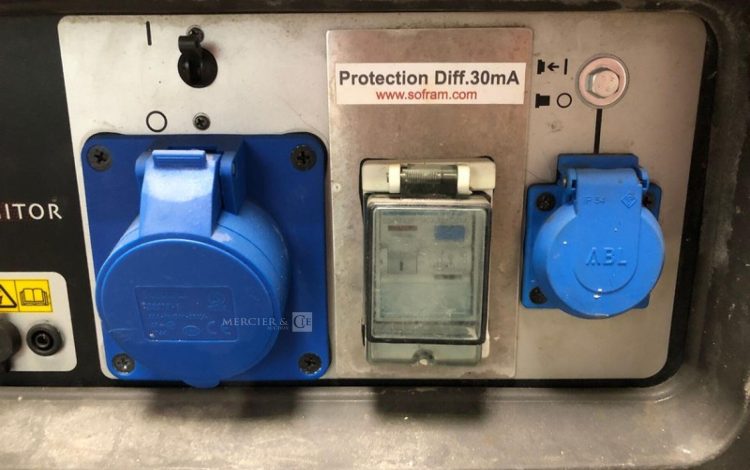 HONDA EU70IS  GRO010696