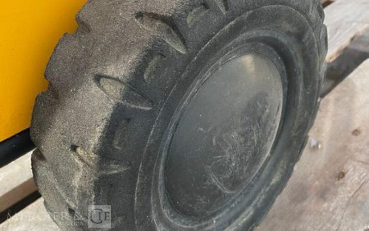 SAT JC130/11FK  N09010137