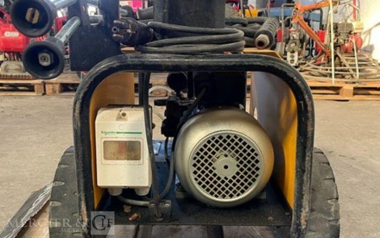 SAT JC130/11FK  N09010137