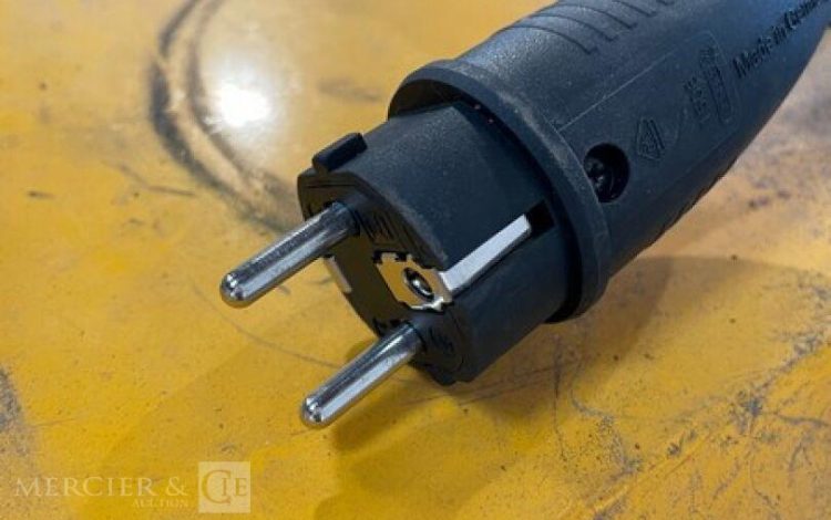 SAT JC130/11FK  N09010139