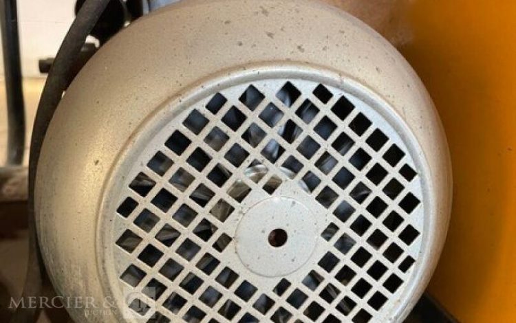 SAT JC 130 / 11FK  N09010140