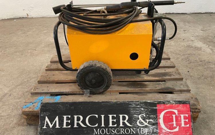 SAT JC130/11/FK  N09010216