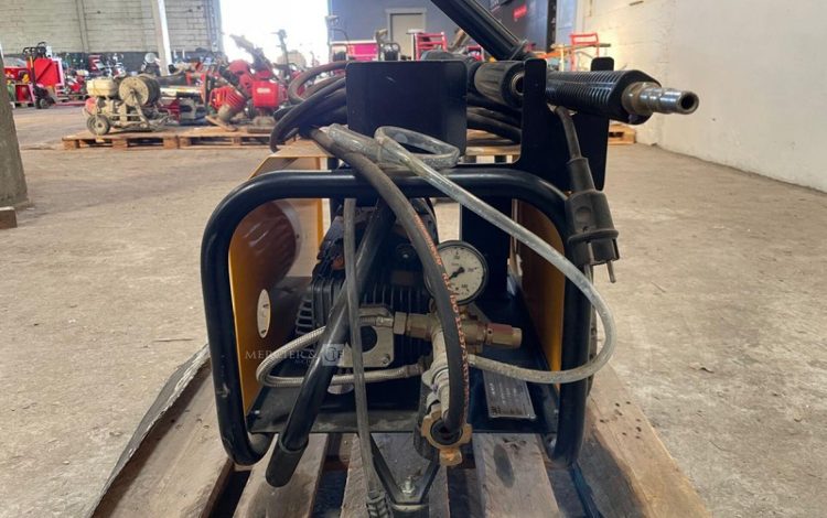 SAT JC130/11/FK  N09010216