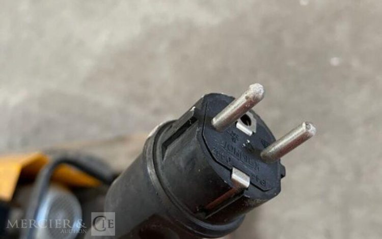 SAT JC130/11/FK  N09010216