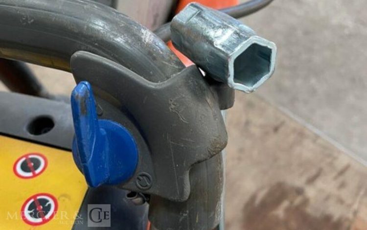 HUSQVARNA K760  TRO013529