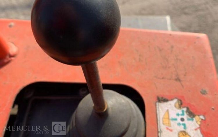 THWAITES MACH764  113539