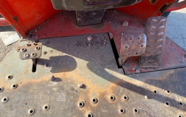 THWAITES MACH764  113539