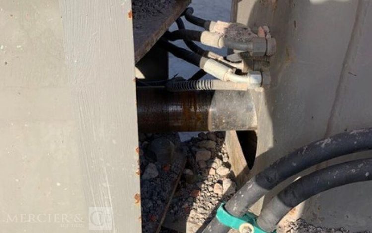 THWAITES MACH764  113539