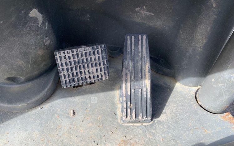 AUSA D100AHG  GYR010069