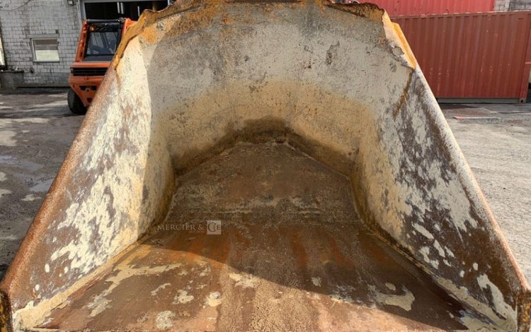 AUSA D100AHG  GYR010069