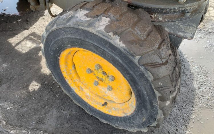 AUSA D100AHG  GYR010069