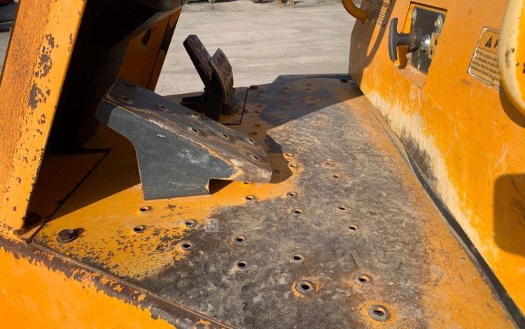 THWAITES MACH474  H835F012