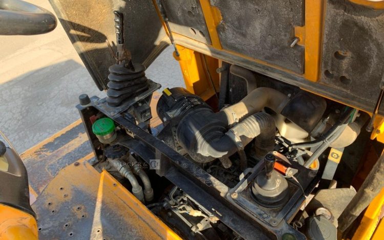 THWAITES MACH474  H835F012