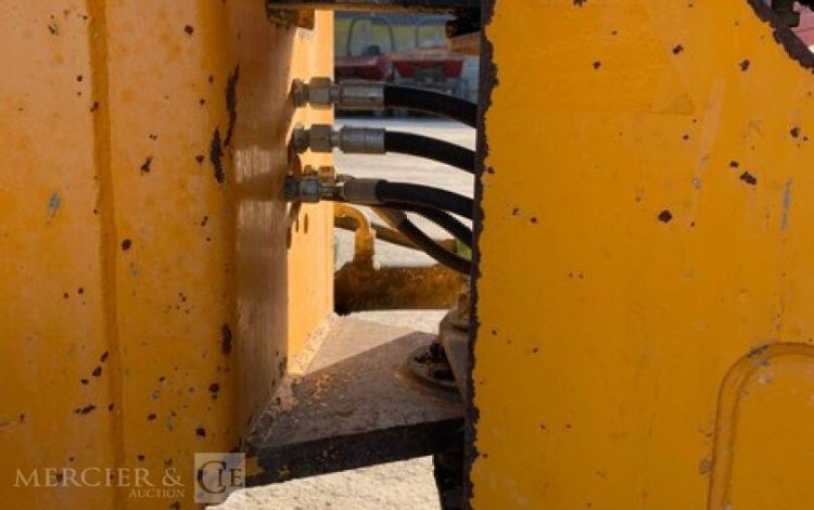 THWAITES MACH474  H835F012