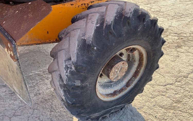 THWAITES MACH474  H835F012