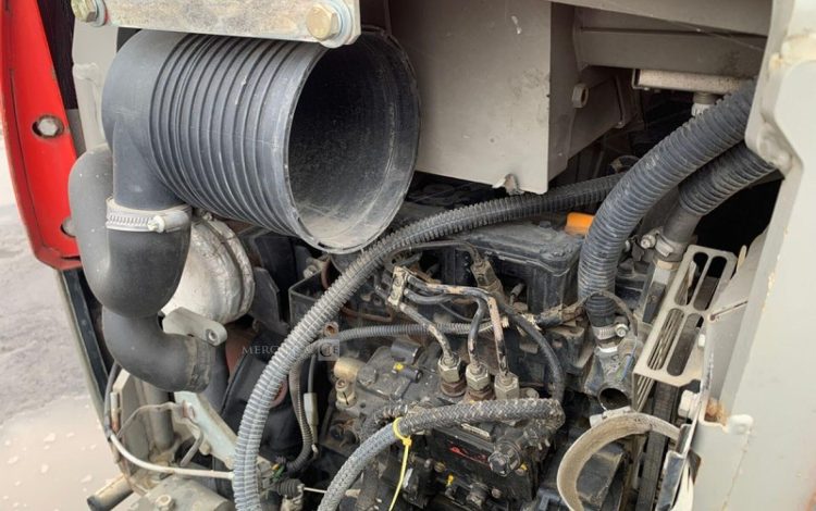 YANMAR VIO25-4  110919