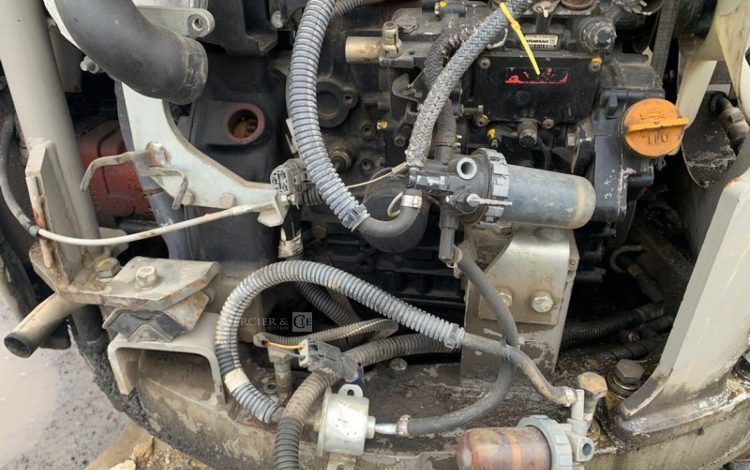 YANMAR VIO25-4  110919