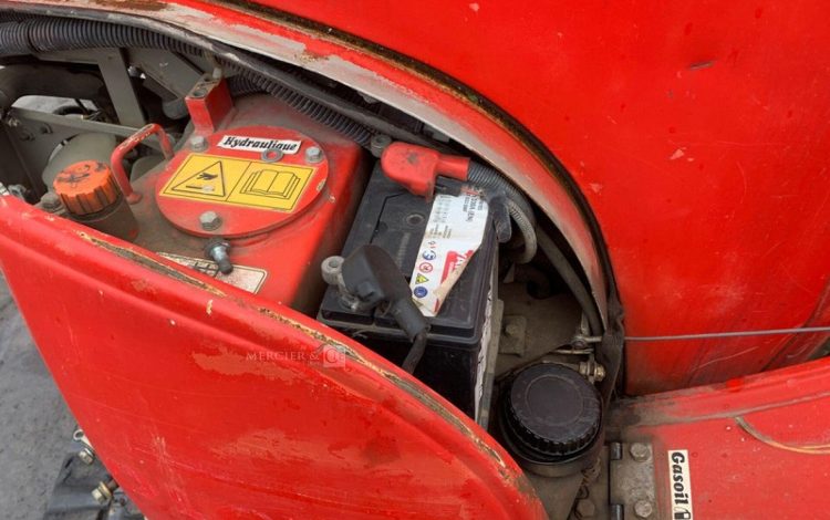 YANMAR VIO25-4  110919