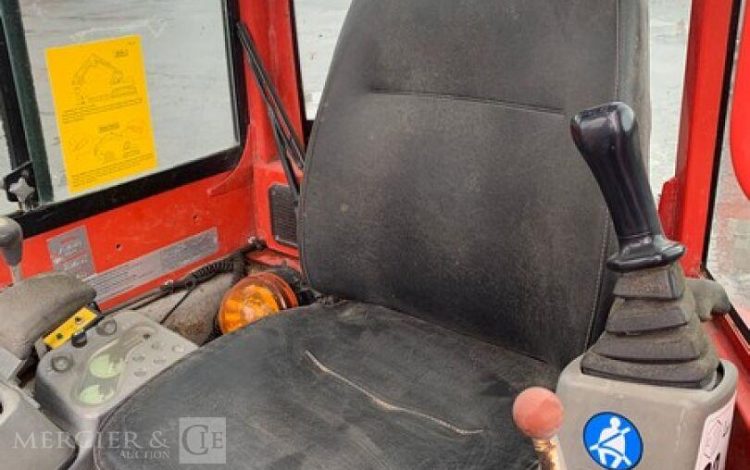 YANMAR VIO25-4  110919