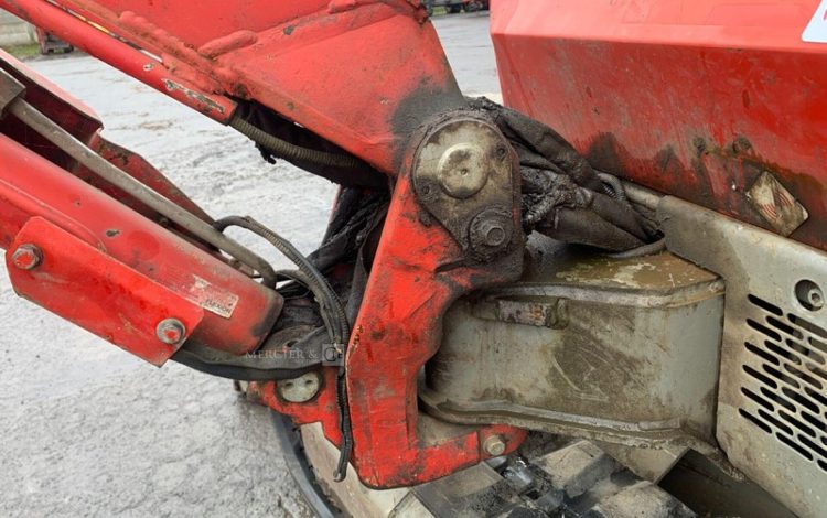 YANMAR VIO25-4  110919