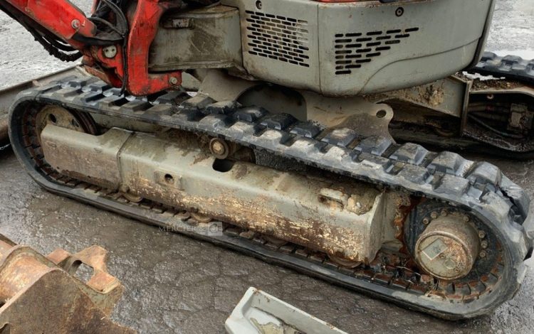 YANMAR VIO25-4  110919