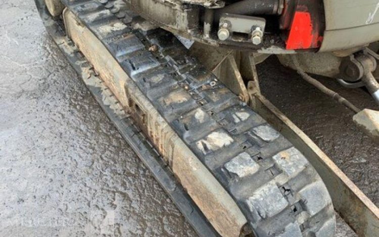 YANMAR VIO25-4  110919