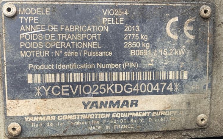 YANMAR VIO25-4  110919