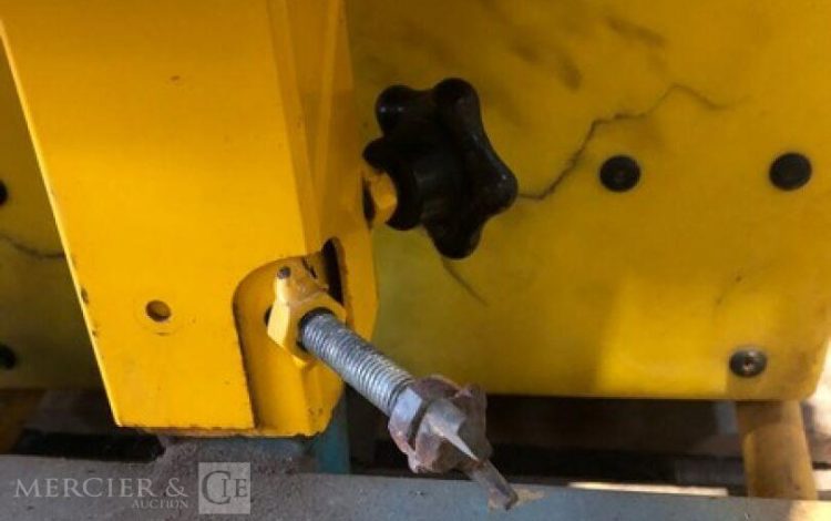 LACROIX MILLENIUM FC 15  FEU747019