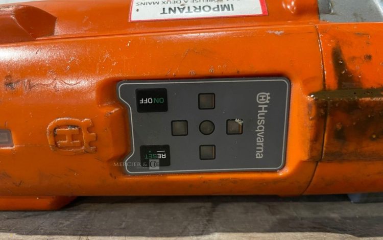 HUSQVARNA DM220  FOR010481