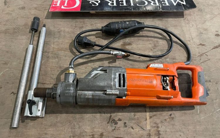 HUSQVARNA DM220  FOR010481