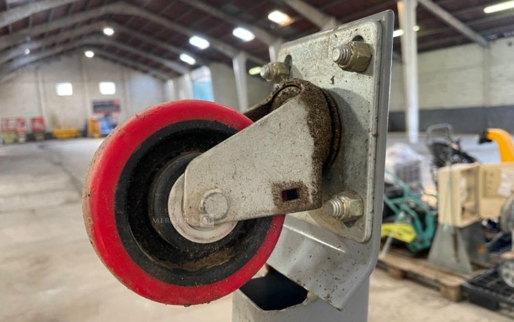 GENIE SLC-24  LEV011143