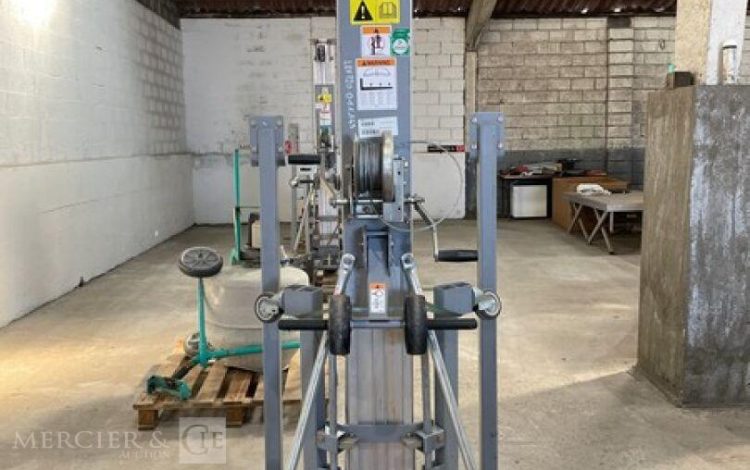 GENIE SLC-24  LEV011143