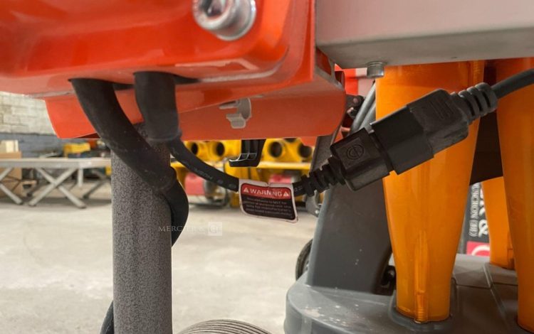 POWER TOOLS IQTS244-CE  STC010045