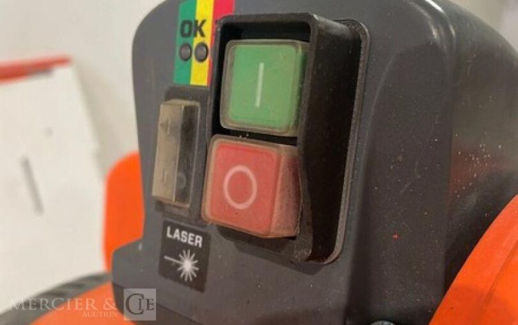 POWER TOOLS IQTS244-CE  STC010045