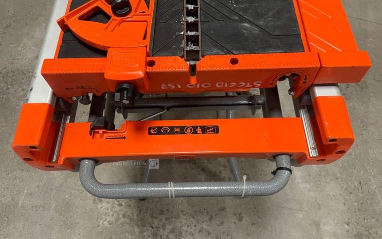 POWER TOOLS IQTS244-CE  STC010157