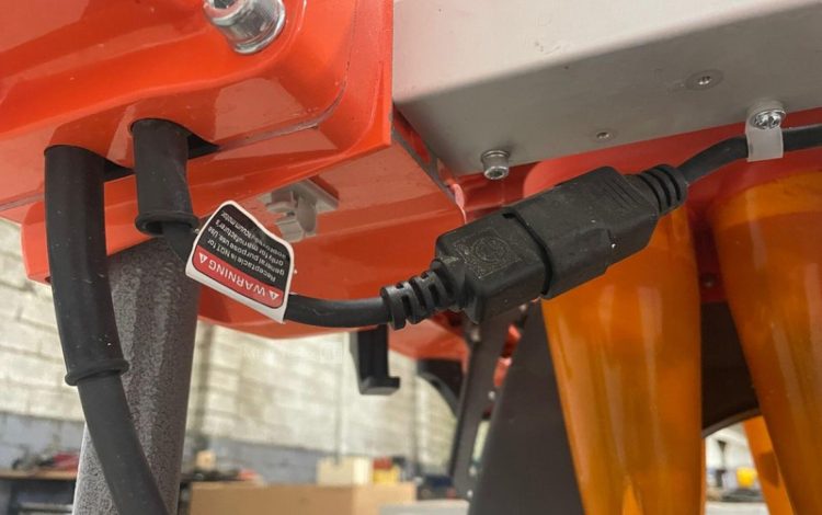 POWER TOOLS IQTS244-CE  STC010157