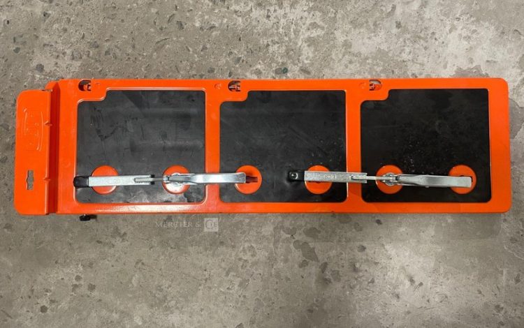 POWER TOOLS IQTS244-CE  STC010157