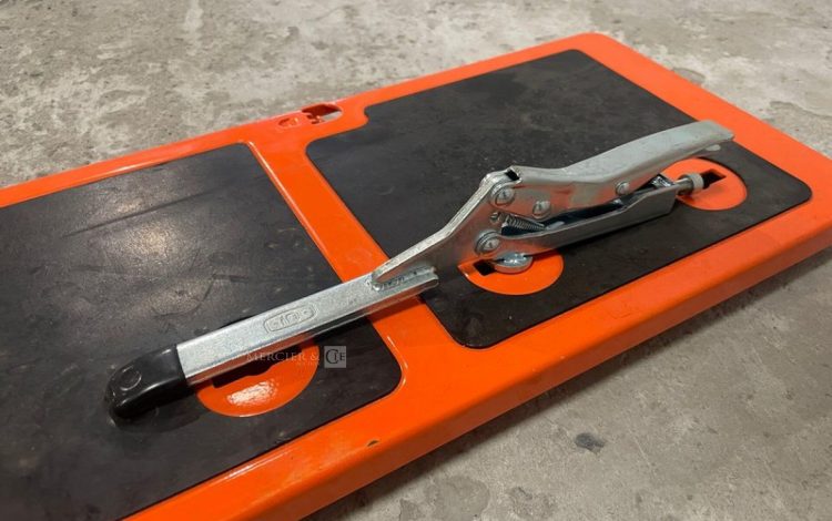 POWER TOOLS IQTS244-CE  STC010157