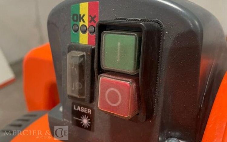 POWER TOOLS IQTS244-CE  STC010157