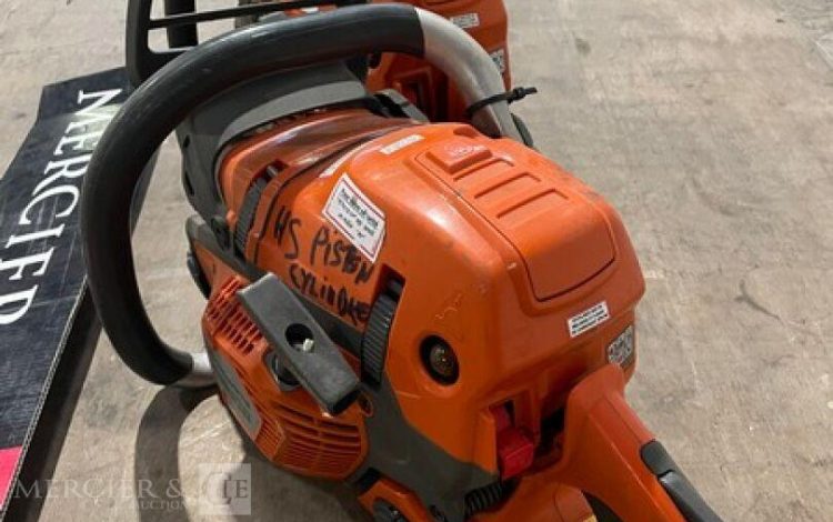 HUSQVARNA 555  TRON012110