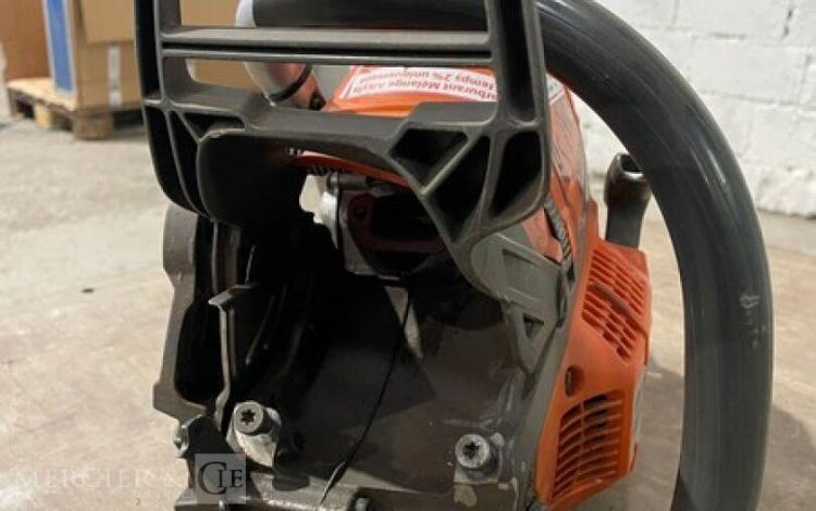 HUSQVARNA 555  TRON012110