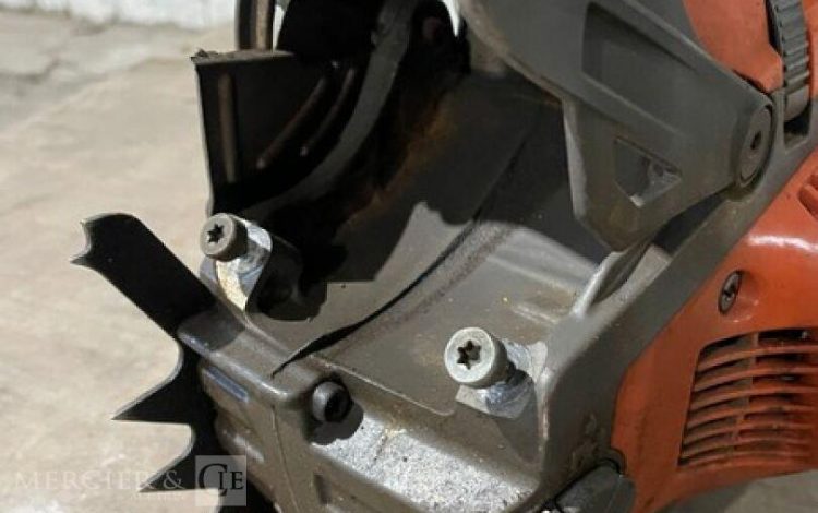 HUSQVARNA 555  TRON012110