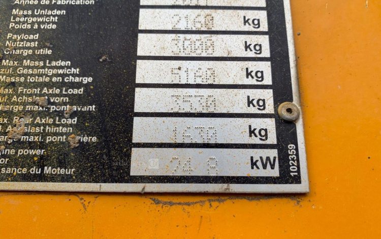 THWAITES MACH573  DU054