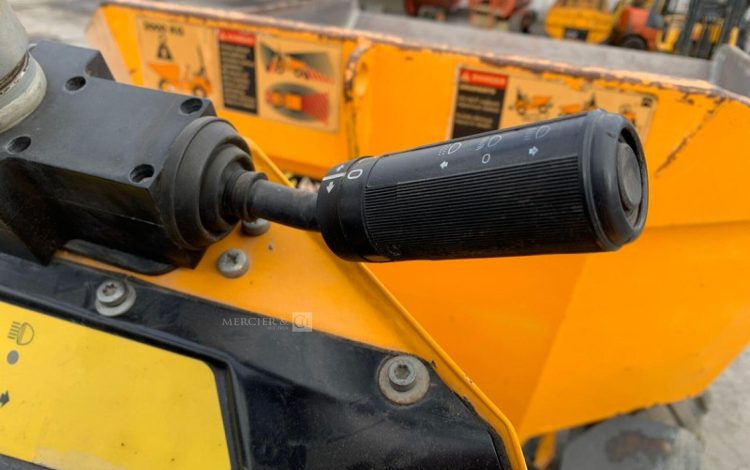 THWAITES MACH573  DU054