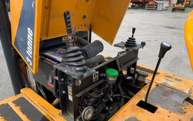 THWAITES MACH573  DU054