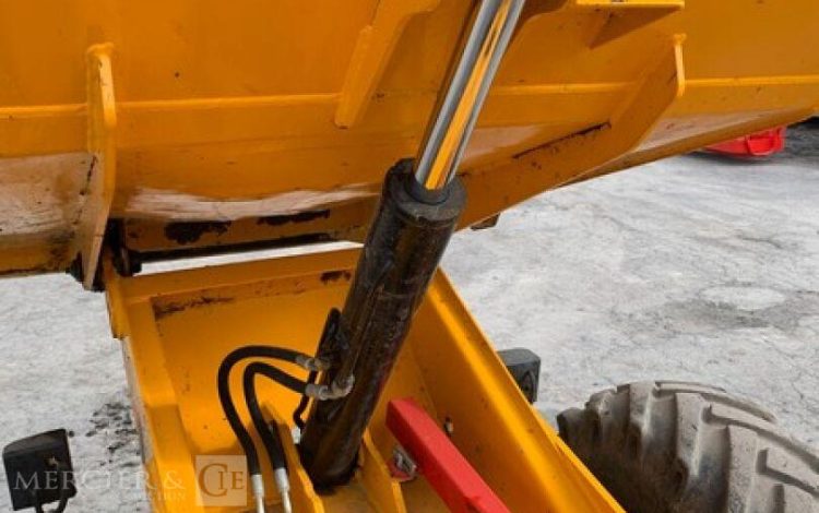 THWAITES MACH573  DU054