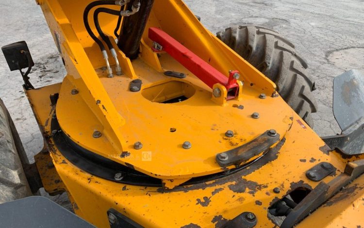 THWAITES MACH573  DU054