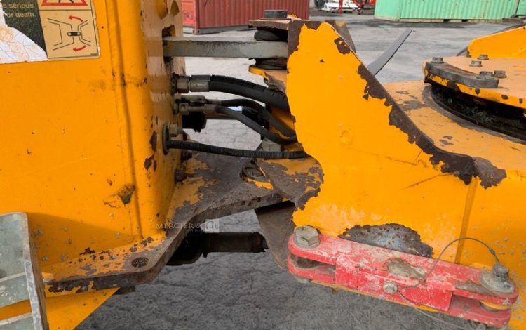 THWAITES MACH573  DU054