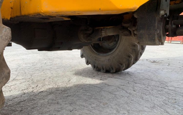 THWAITES MACH573  DU054